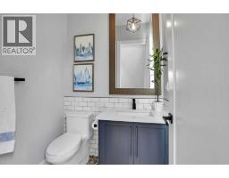 635 20 Avenue NE - photo 14