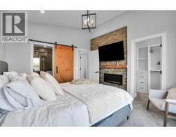 635 20 Avenue NE - photo 24