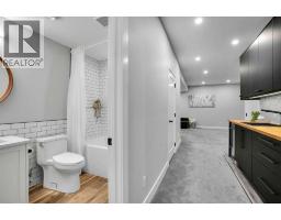 635 20 Avenue NE - photo 38