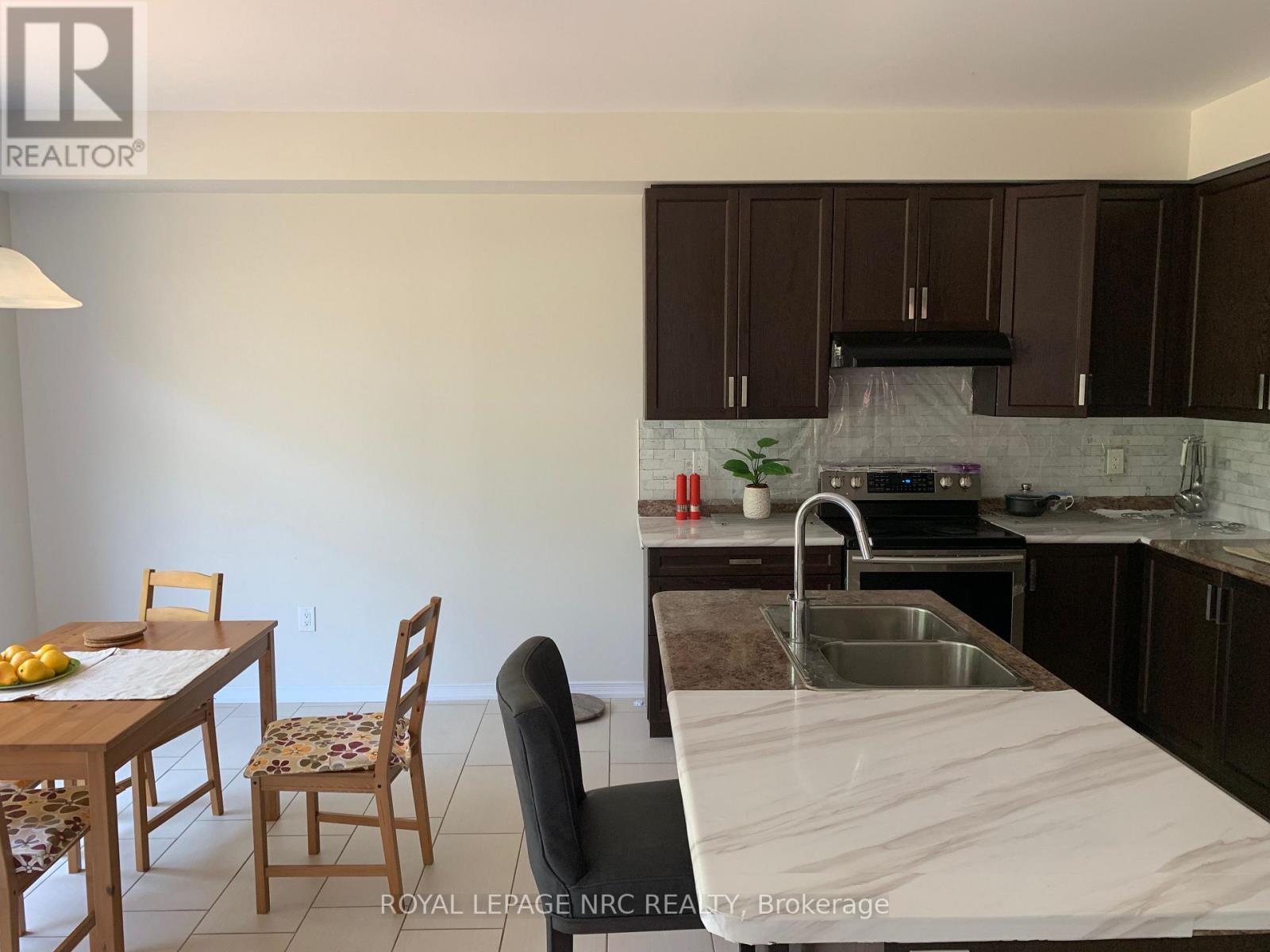 7969 Buckeye Crescent — photo 11