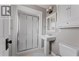 Foyer - 4897 4th Concession Road East, Harrow, ON N0R1G0 Photo 15