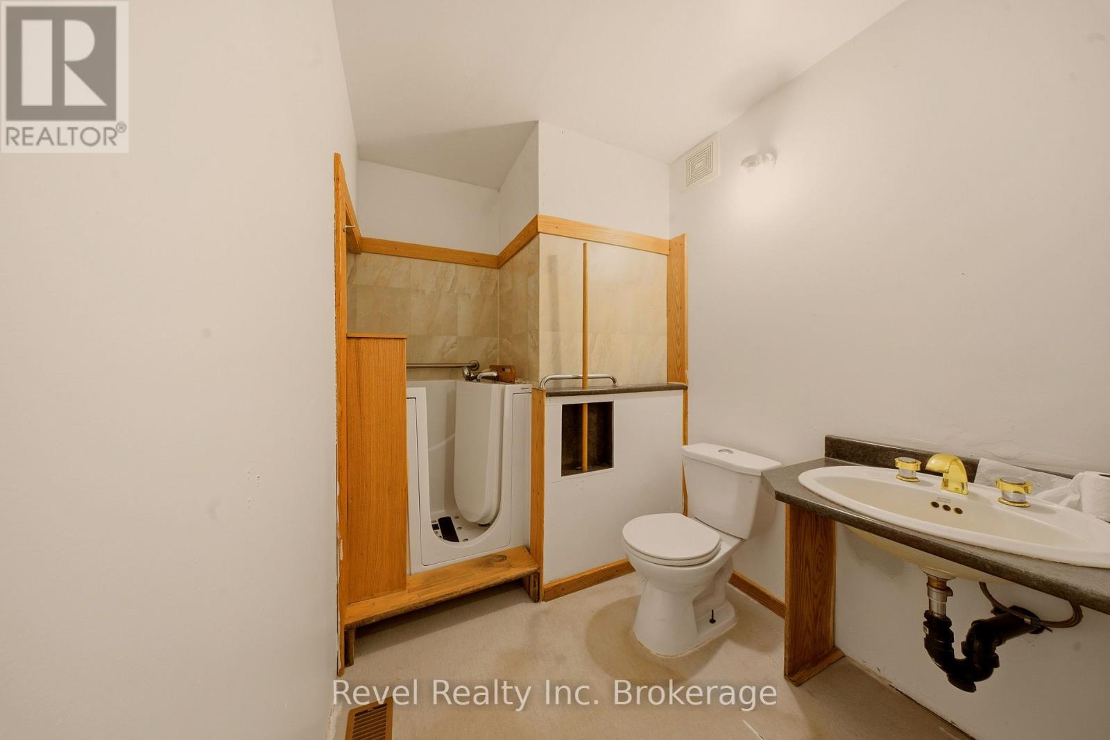 140 Bluesea Road Southwest — photo 15