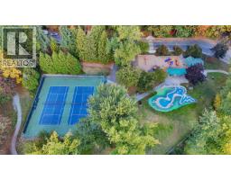 207 3901 Carrigan Court, Burnaby, BC V3N4K1 Photo 32
