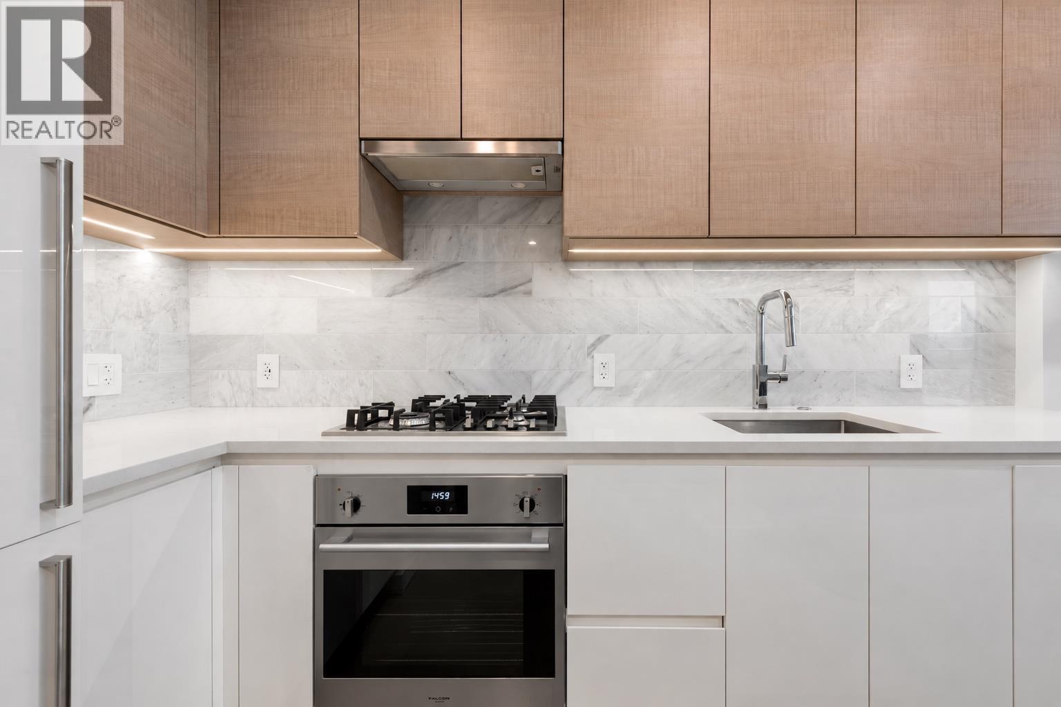 Photo of 1301 2186 GILMORE AVENUE 18