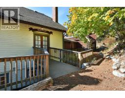 4339 Garden Bay Road, Garden Bay, BC V0N1S1 Photo 9