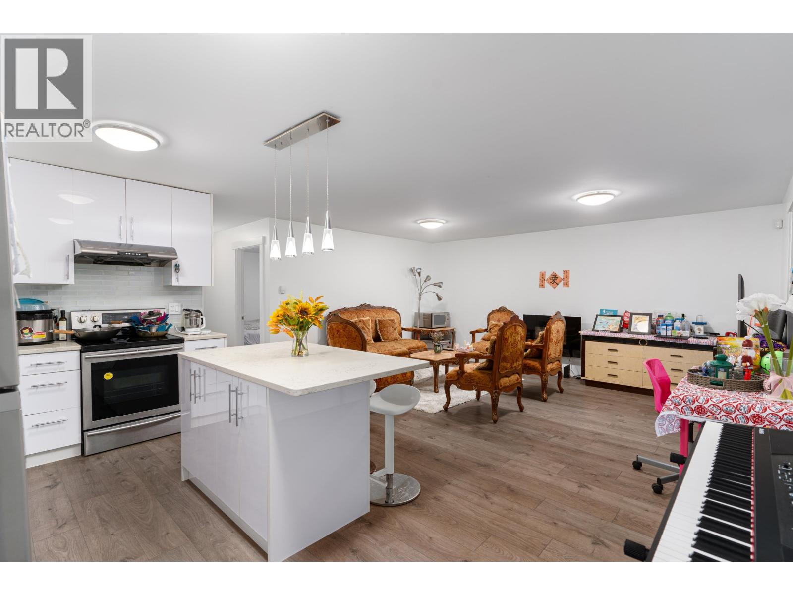 Photo of 4168 HIGHLAND BOULEVARD 25