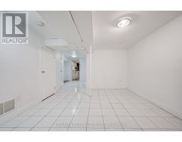 492 Manning Avenue, Toronto, ON M6G2V7 Photo 30