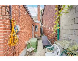 492 Manning Avenue, Toronto, ON M6G2V7 Photo 43