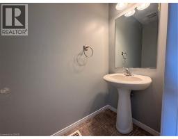 310 Parkvale Drive, Kitchener, ON N2R1Y7 Photo 13