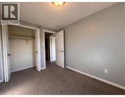 2pc Bathroom - 310 Parkvale Drive, Kitchener, ON N2R1Y7 Photo 7