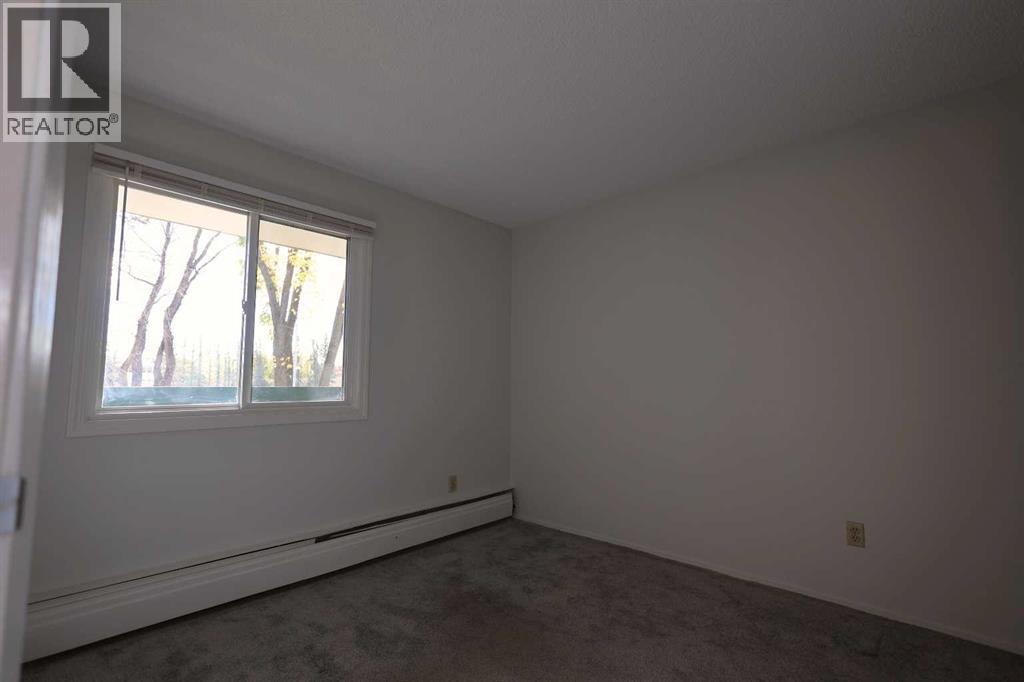 1216, 315 Southampton Drive SW photo 12