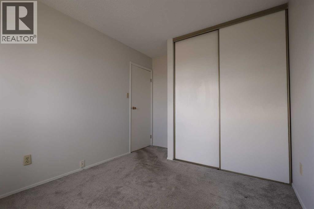 1216, 315 Southampton Drive SW photo 14