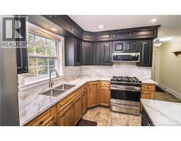38 Red Maple Court, photo 7