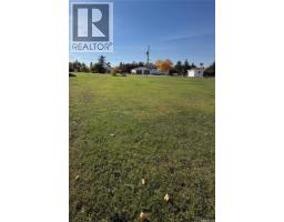 741 & 751 1st Avenue, Zenon Park, SK S0E1W0 Photo 8