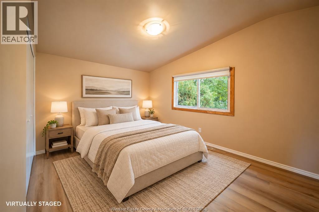 4369 ASHFIELD CRESCENT - 18