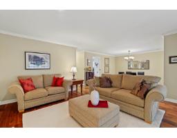 14972 Southmere Close, Surrey, BC V4A7T6 Photo 11