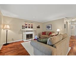 14972 Southmere Close, Surrey, BC V4A7T6 Photo 12