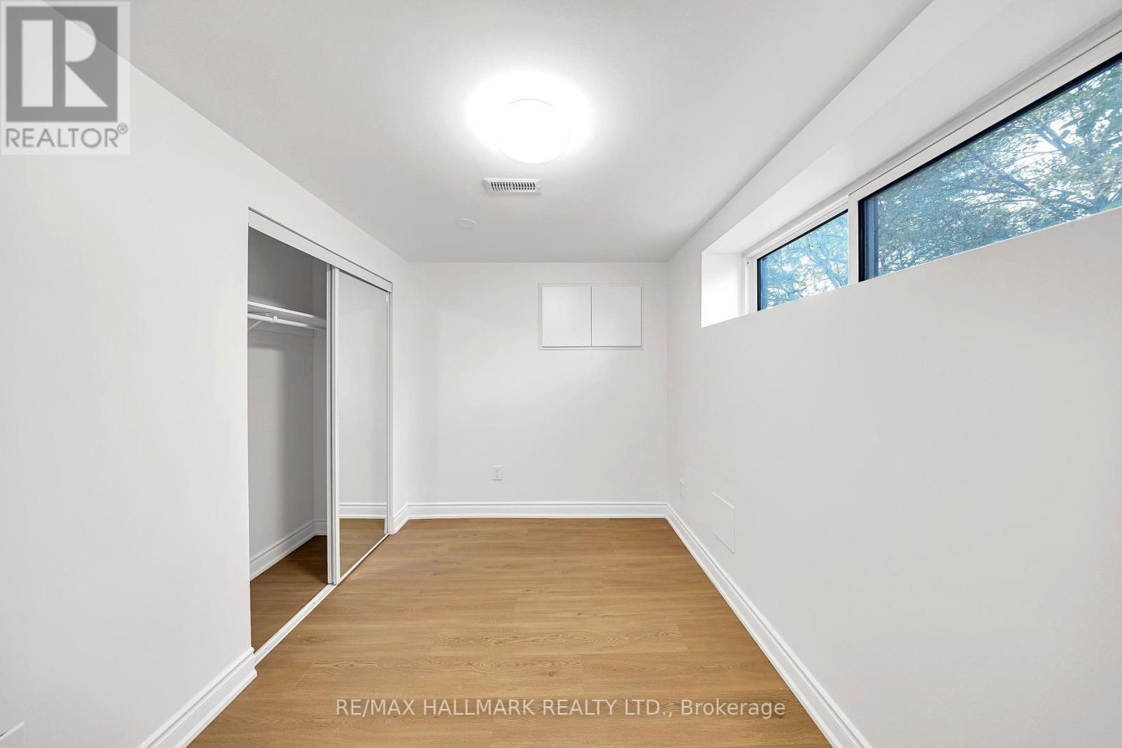 104 BENSHIRE DRIVE - 32