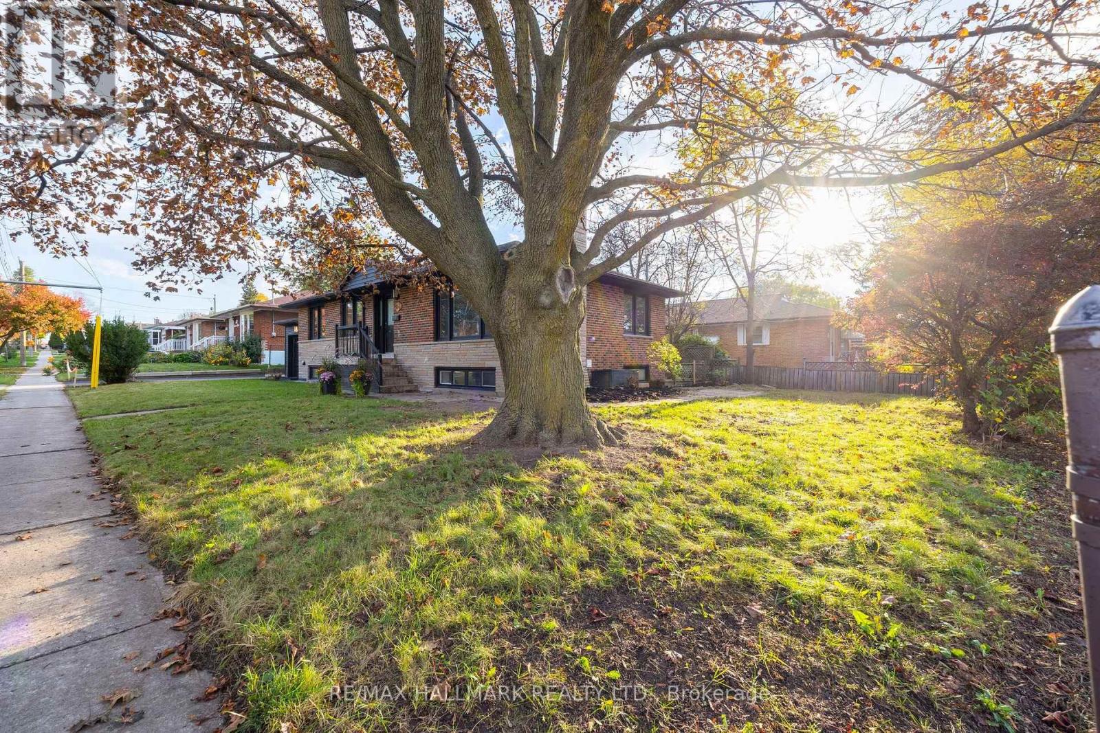 104 Benshire Drive — photo 40