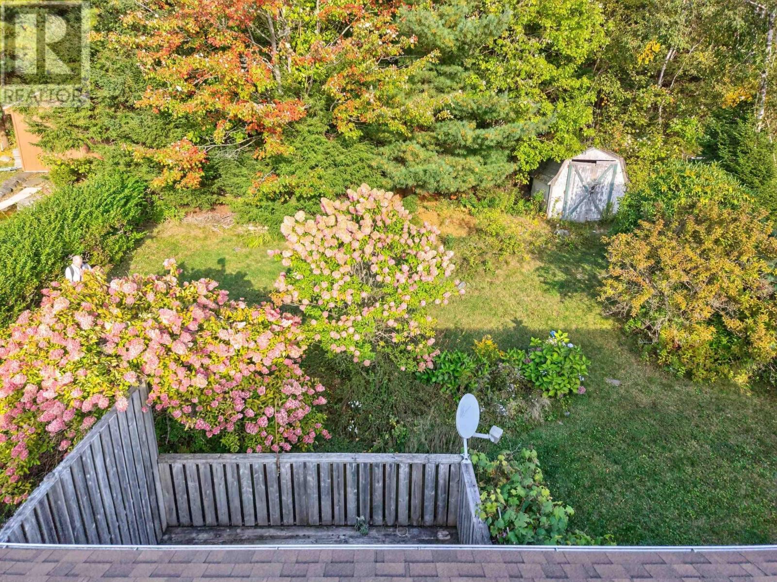 29 Roslyn Drive - 10