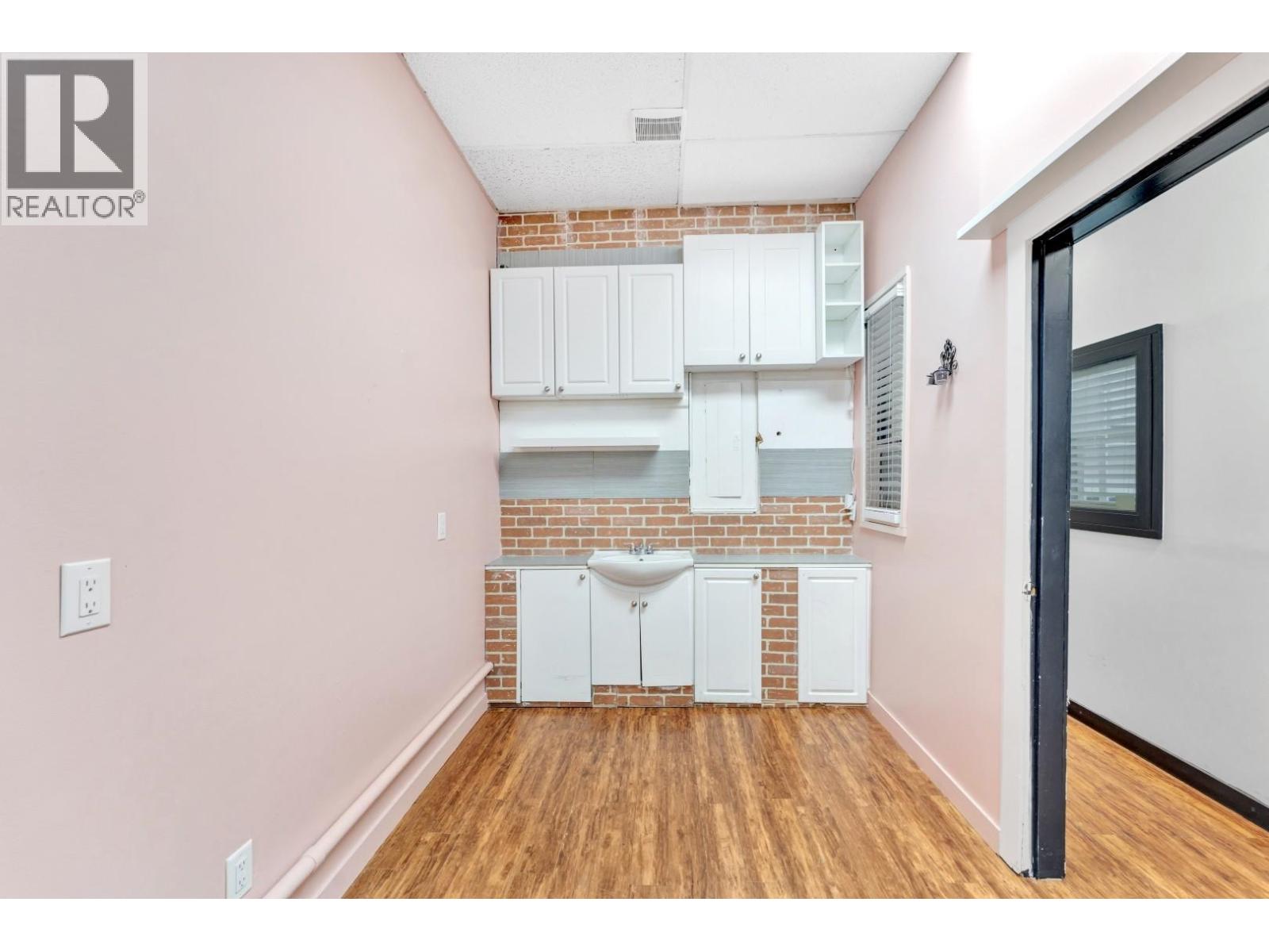 Photo of 103 2228 MCALLISTER AVENUE 21