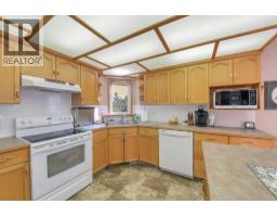 Family room - 51 Willow Springs Crescent, Sylvan Lake, AB T4S1G3 Photo 10