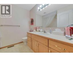 51 Willow Springs Crescent, Sylvan Lake, AB T4S1G3 Photo 26