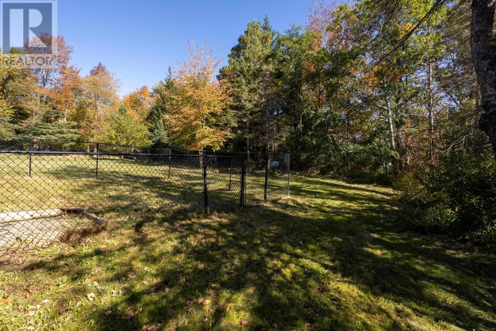 12 Buchanan Avenue - 25
