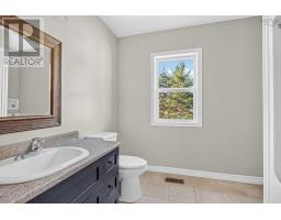 12 Buchanan Avenue, Enfield, NS B2T1C8 Photo 20