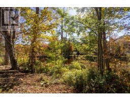 12 Buchanan Avenue, Enfield, NS B2T1C8 Photo 27