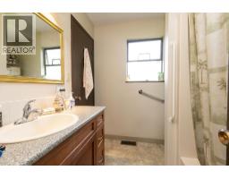 3417 E Roxton Avenue, Coquitlam, BC V3B7M9 Photo 17
