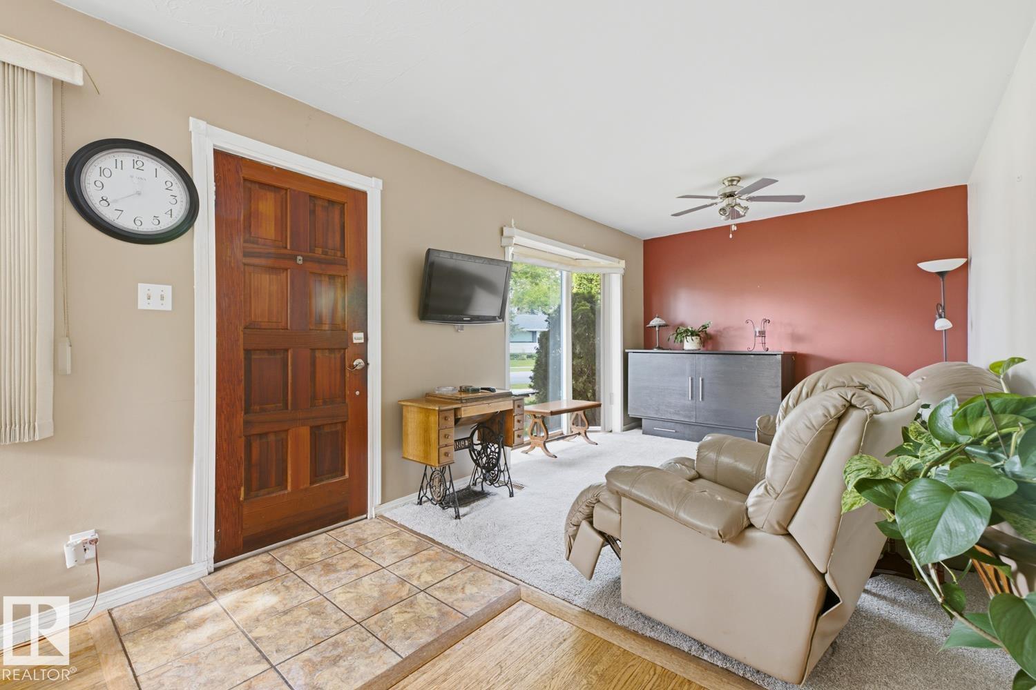 12115 141 ST NW - 25