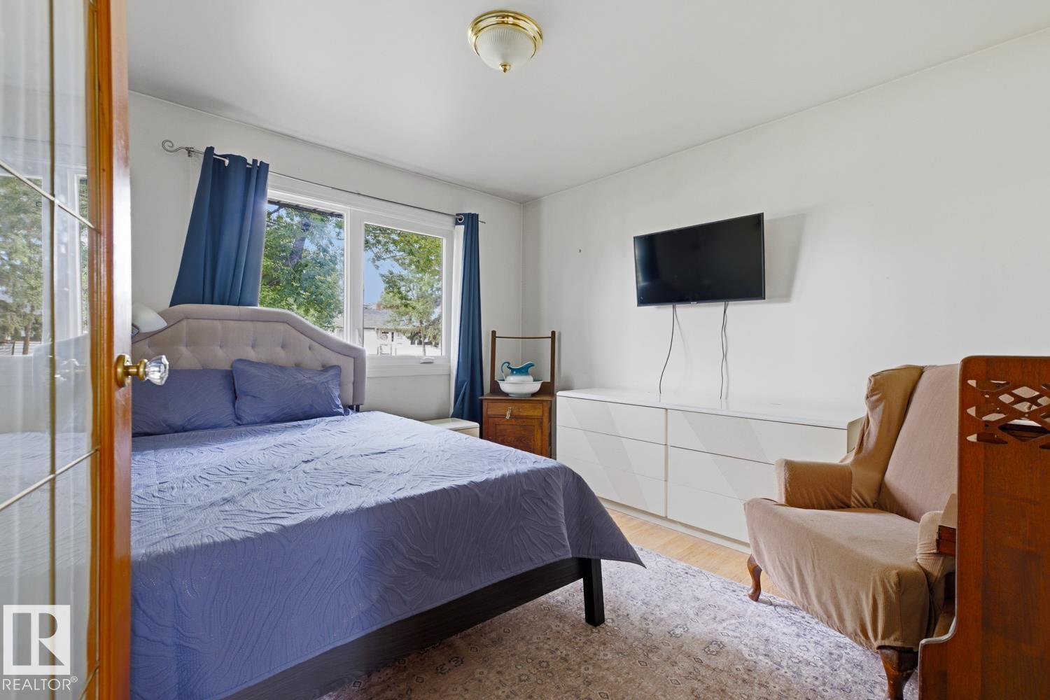 12115 141 ST NW - 44