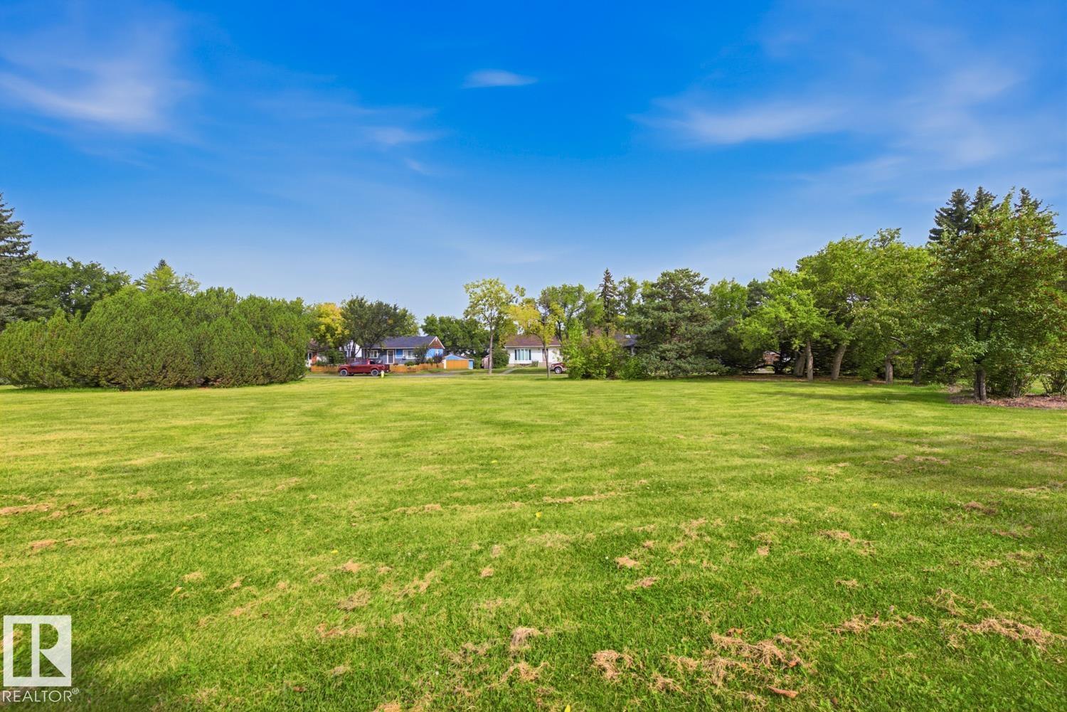 12115 141 ST NW - 49