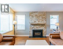 71 2865 Glen Drive, Coquitlam, BC V3B6Y7 Photo 11