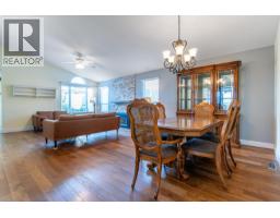 71 2865 Glen Drive, Coquitlam, BC V3B6Y7 Photo 15