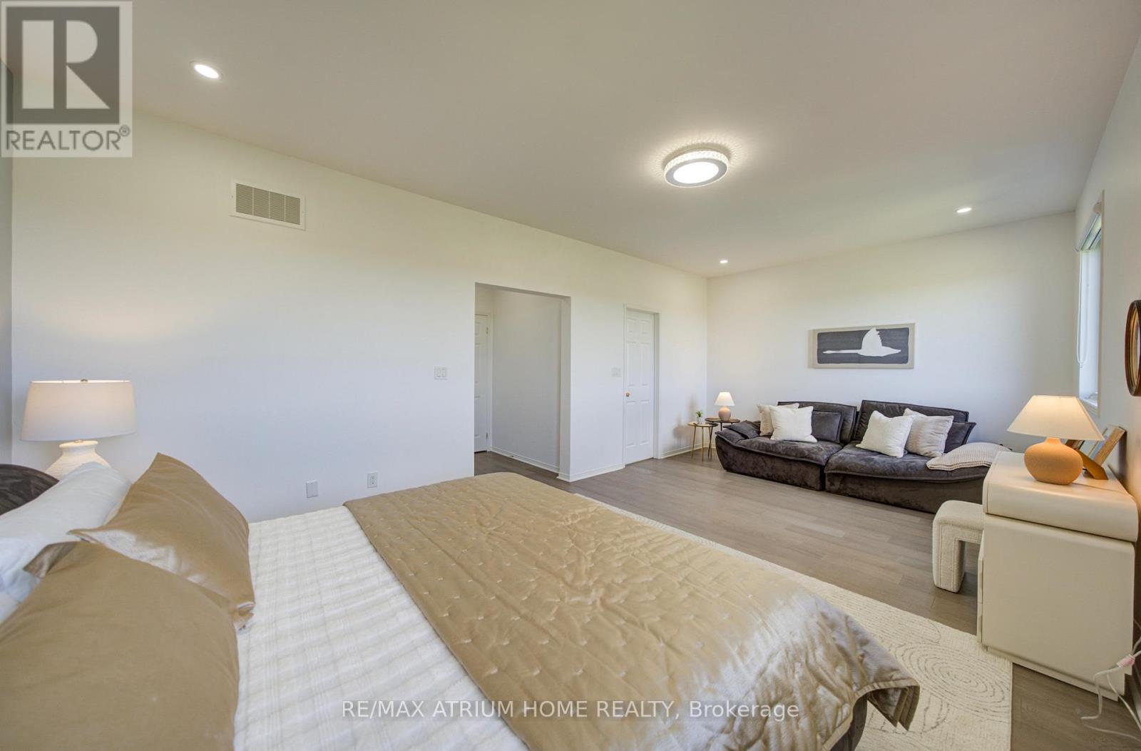 126 HARTNEY DRIVE - 20