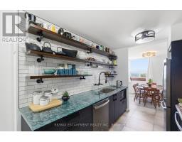 1111 - 700 Dynes Road, Burlington, ON L7N3M2 Photo 8