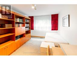 1098 Bordeaux Court, Mississauga, ON L5H4B4 Photo 13