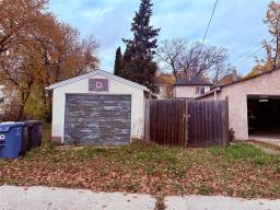 584 Machray Avenue, Winnipeg, MB R2W1A9 Photo 50