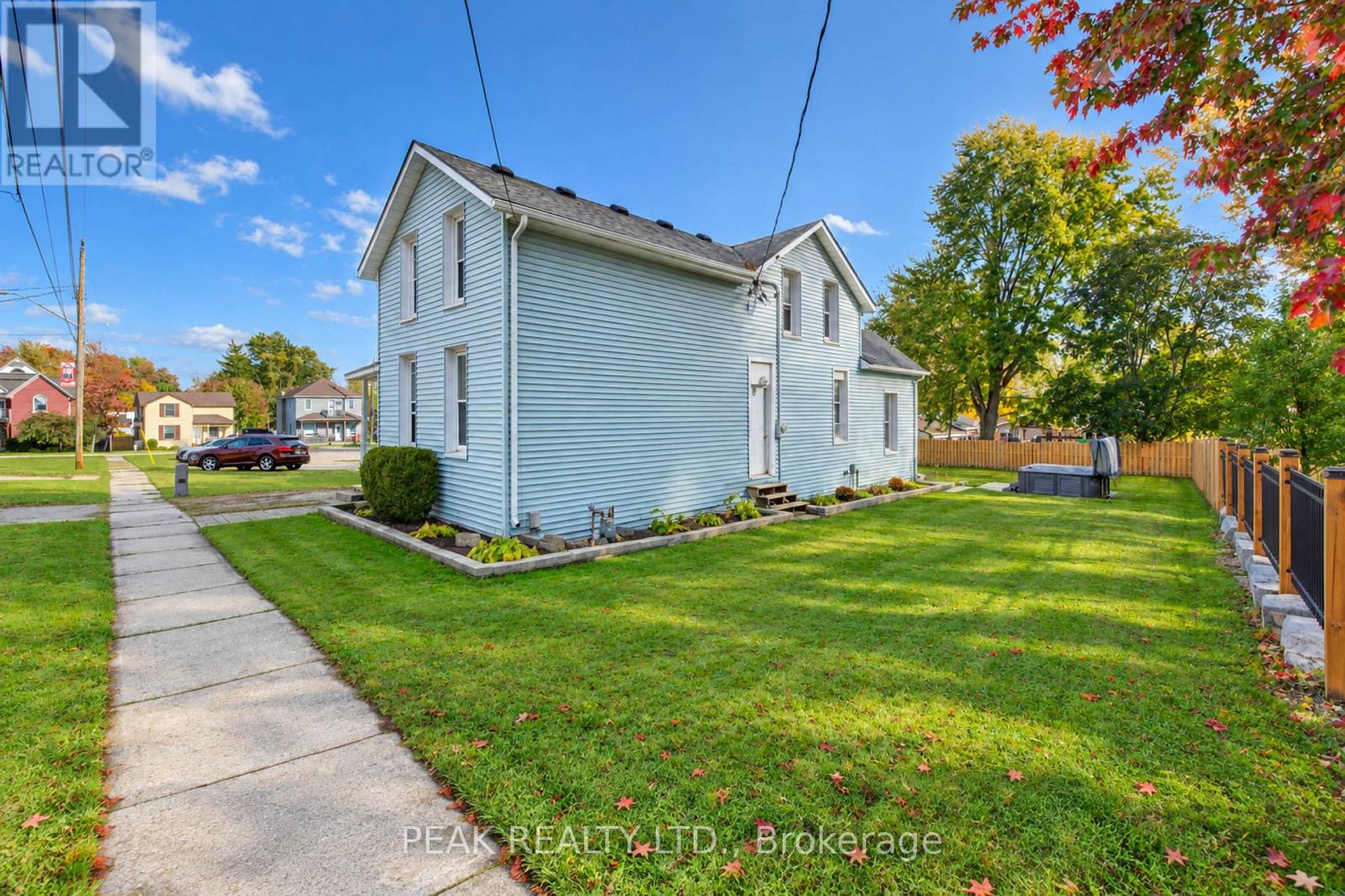 12 JOHN STREET W - 3