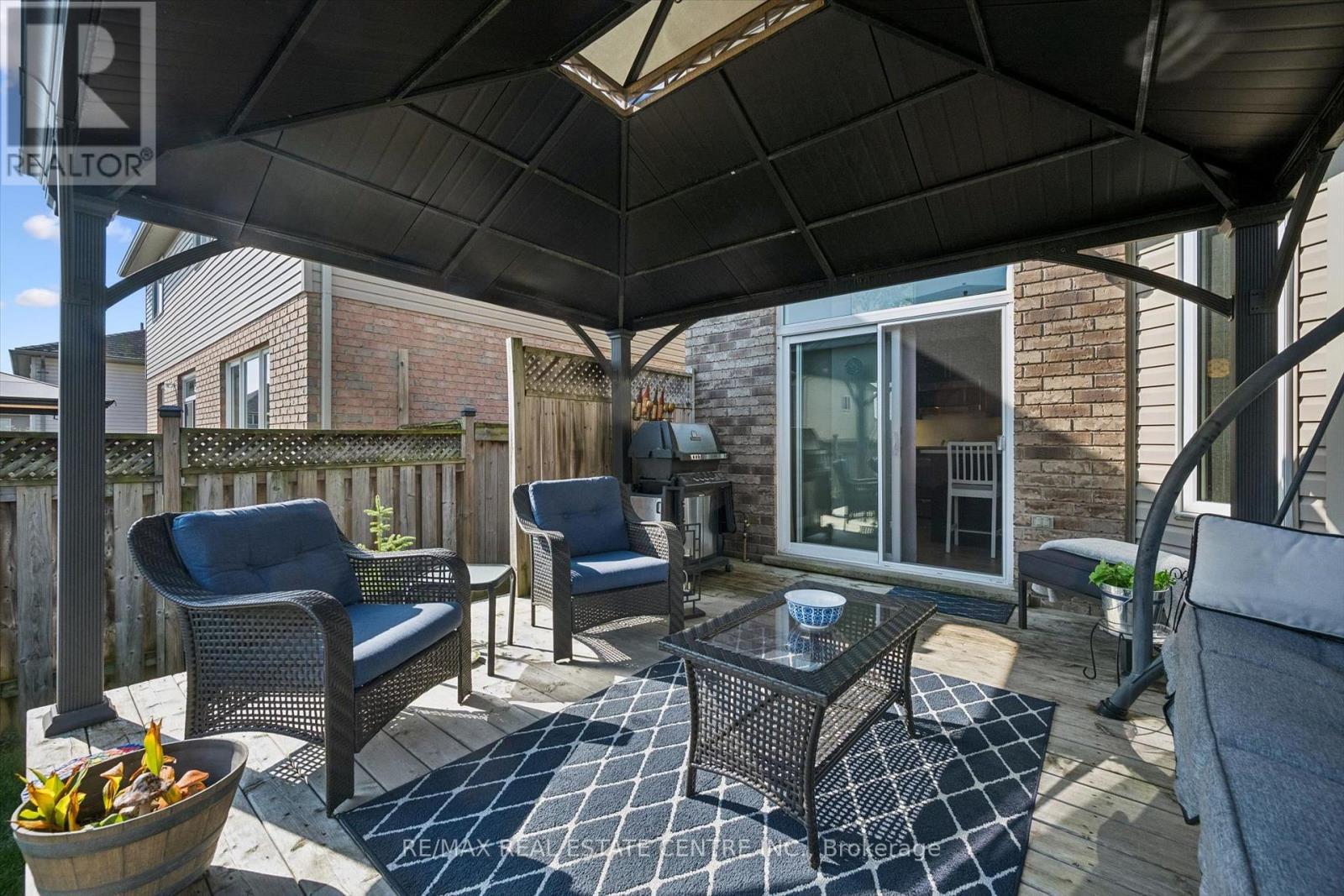25 HUNSBERGER DRIVE - 22