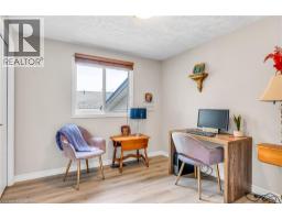 103 Westview Crescent, Kitchener, ON N2N2X8 Photo 23