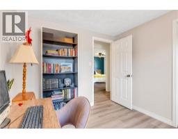 103 Westview Crescent, Kitchener, ON N2N2X8 Photo 24