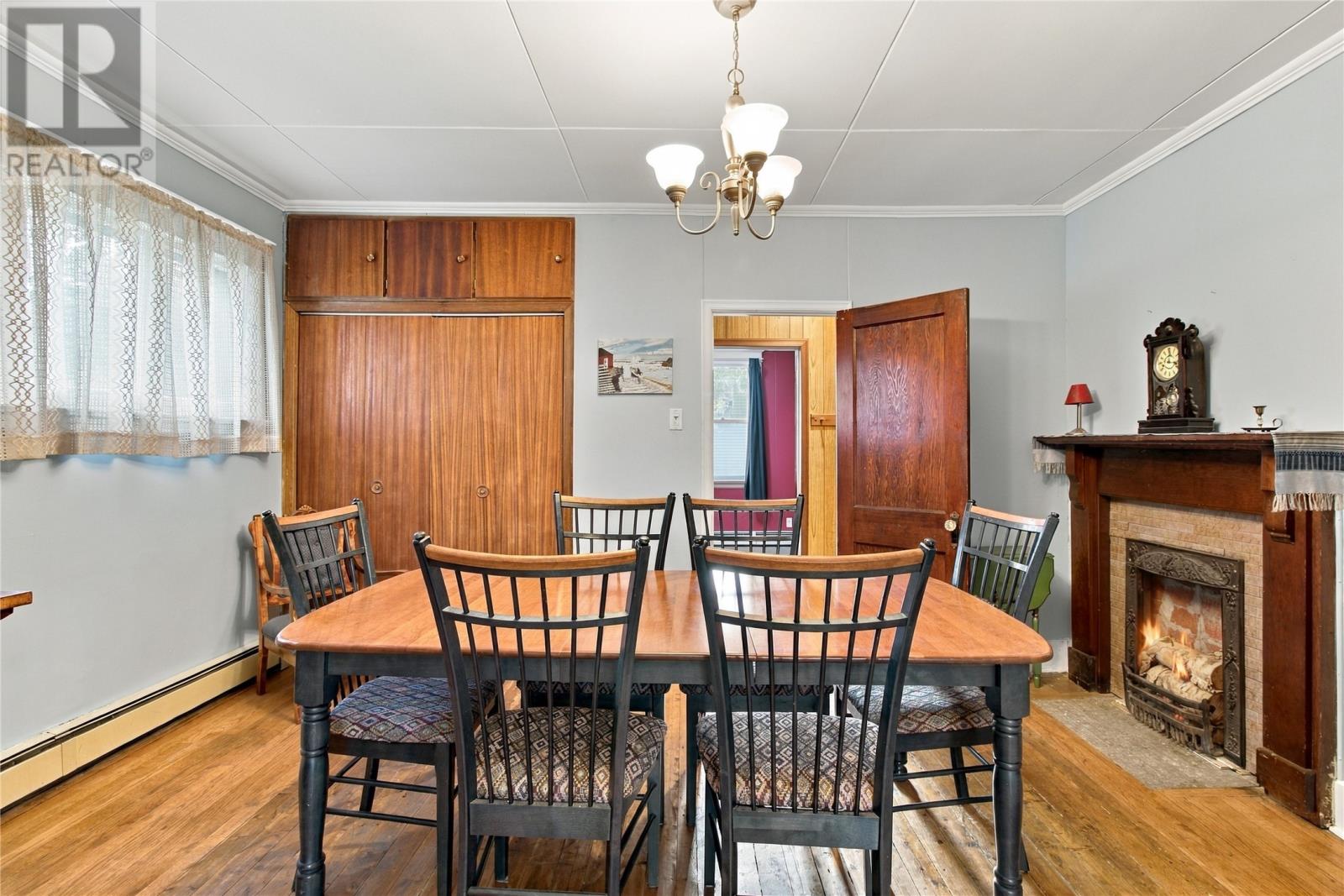 55 Newtown Road - 12