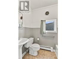 55 Newtown Road thumbnail 20
