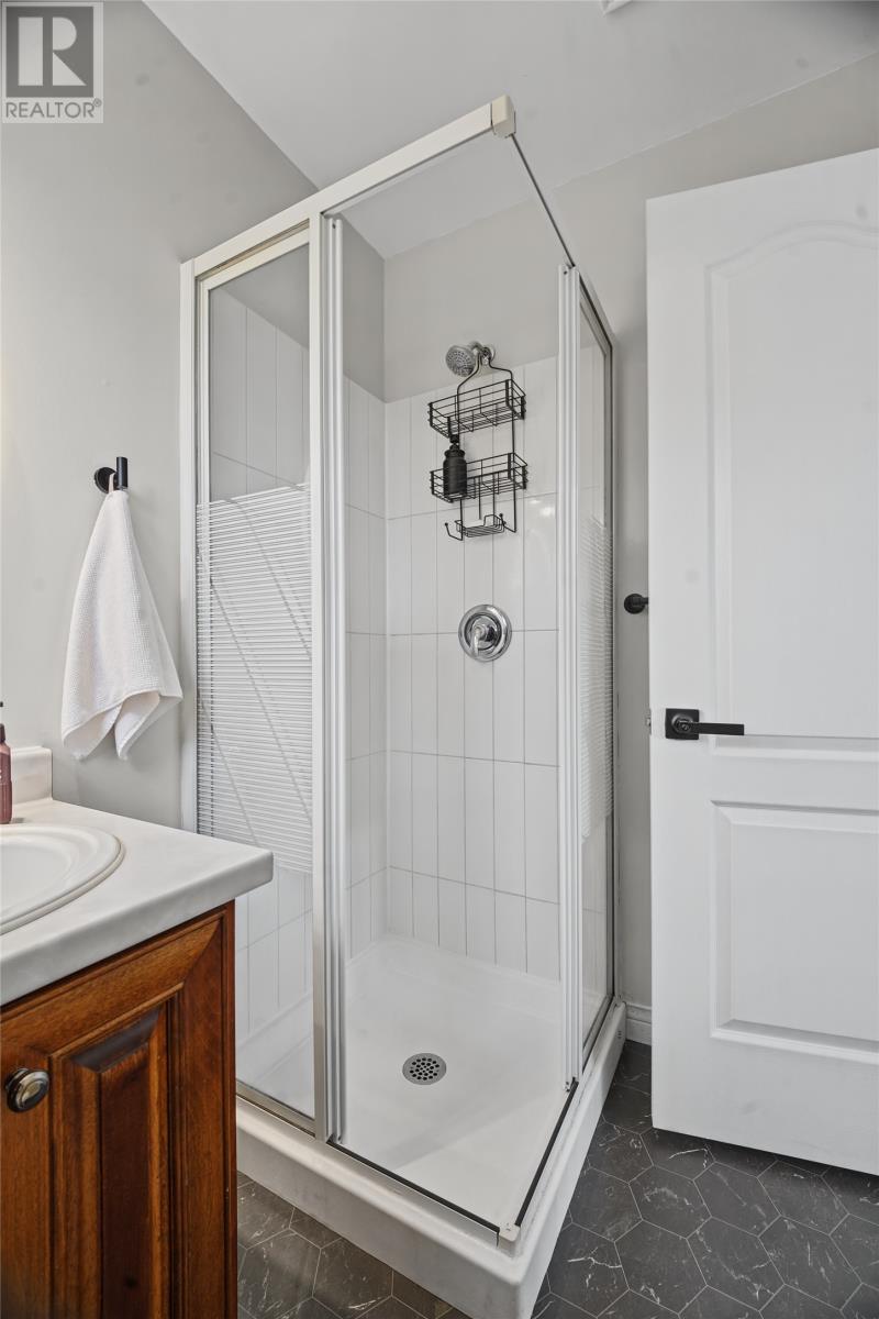 53 Lawrence Pond Road - 14