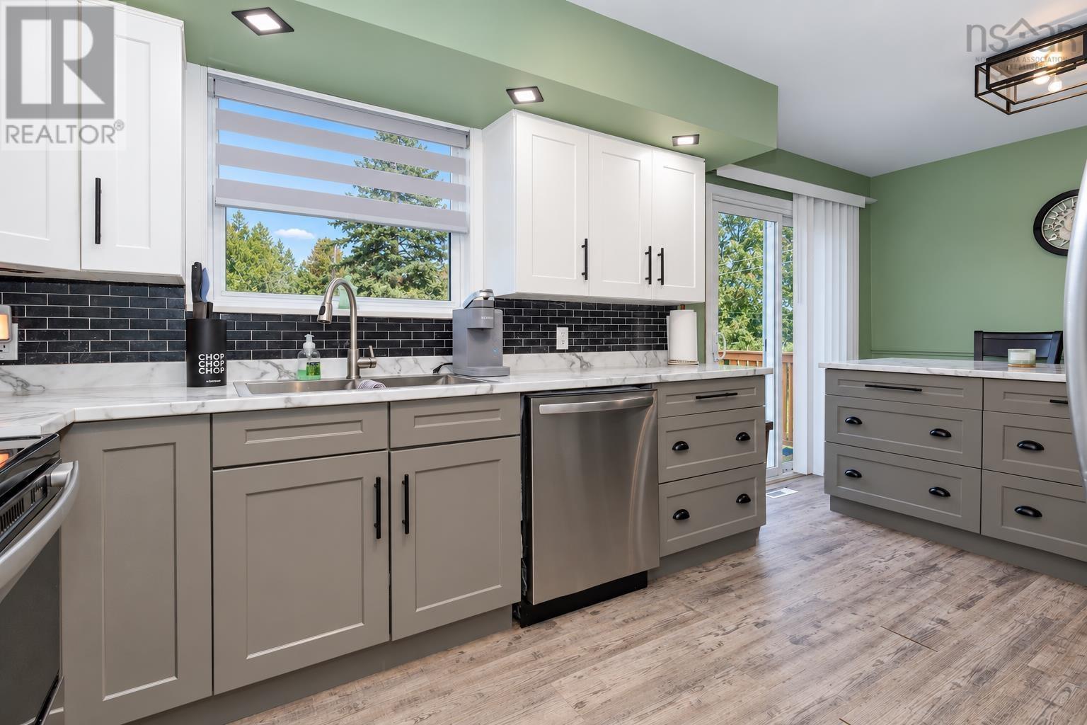 936 Upper Prince Street - 16