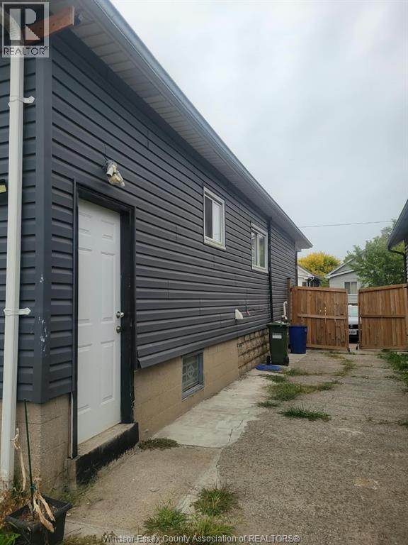 561 Josephine — photo 10