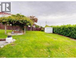4584 Harvie Ave, Powell River, BC V8A2P1 Photo 21